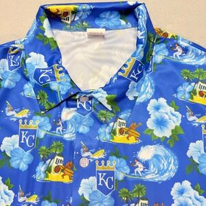 KC Royals Hawaiian Shirt‎ M MLB Baseball Beer Graphic Button Up Sports Fan Gear